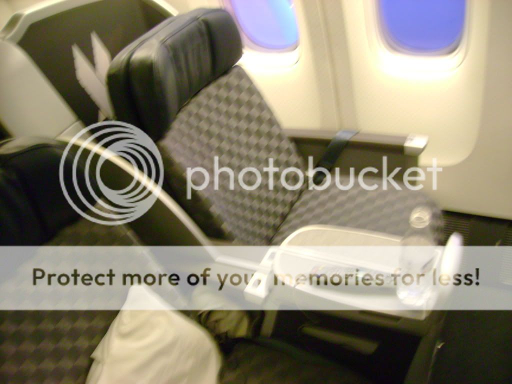 Biz class seats (sorry for poor quality)